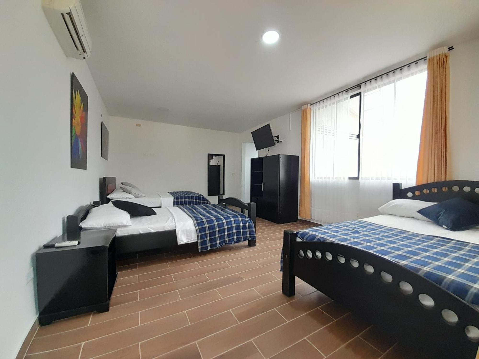Hotel Campestre Las Palmas Sas 비야비센시오 외부 사진